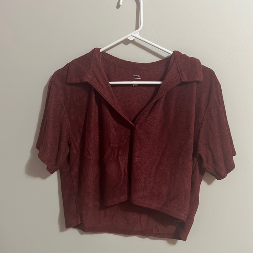 red cropped tee, size Medium,